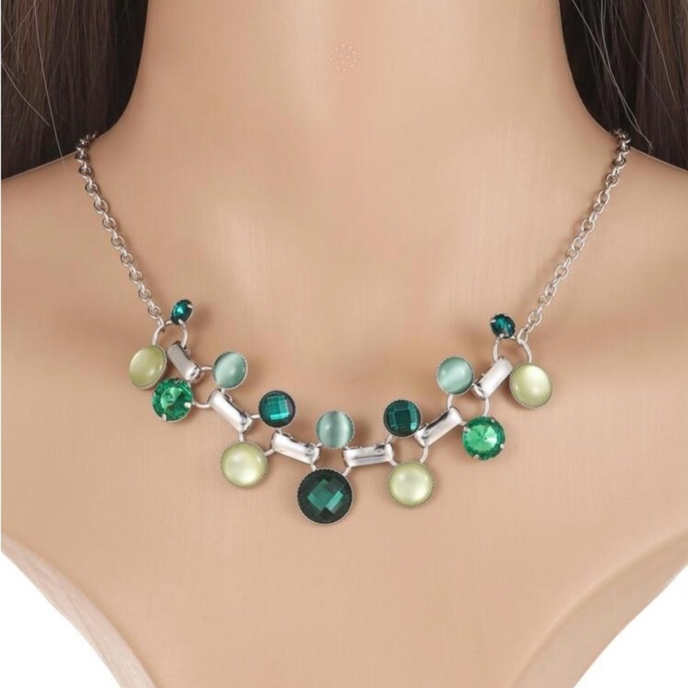 Beautiful green branched bib necklace